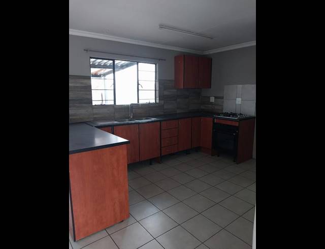 2 BEDROOM PROPERTY TO RENT IN BENONI AH